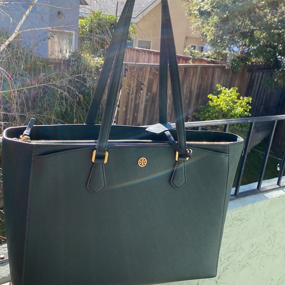 Tory Burch Large Saffiano Leather Tote in Pine Green - Picture 7 of 7